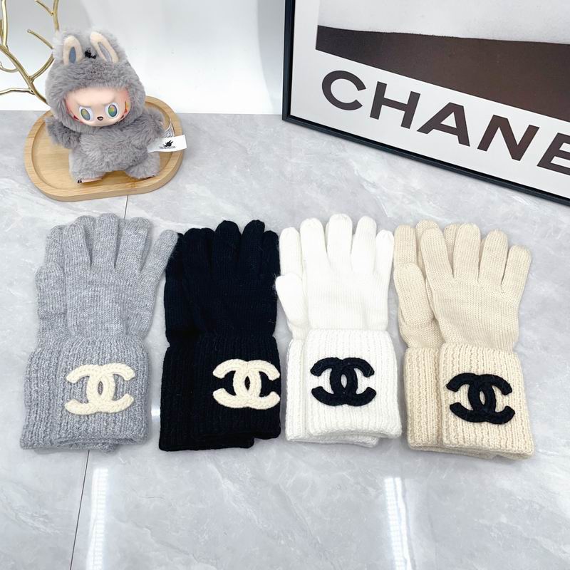 Chanel Gloves dx03