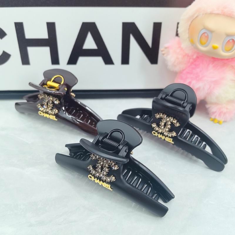 Chanel Hair Grab Clip dx22