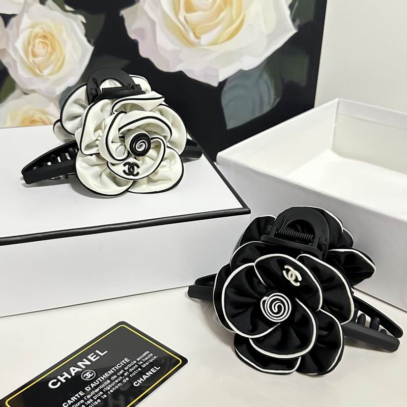 Chanel Hair Grab Clip hh62