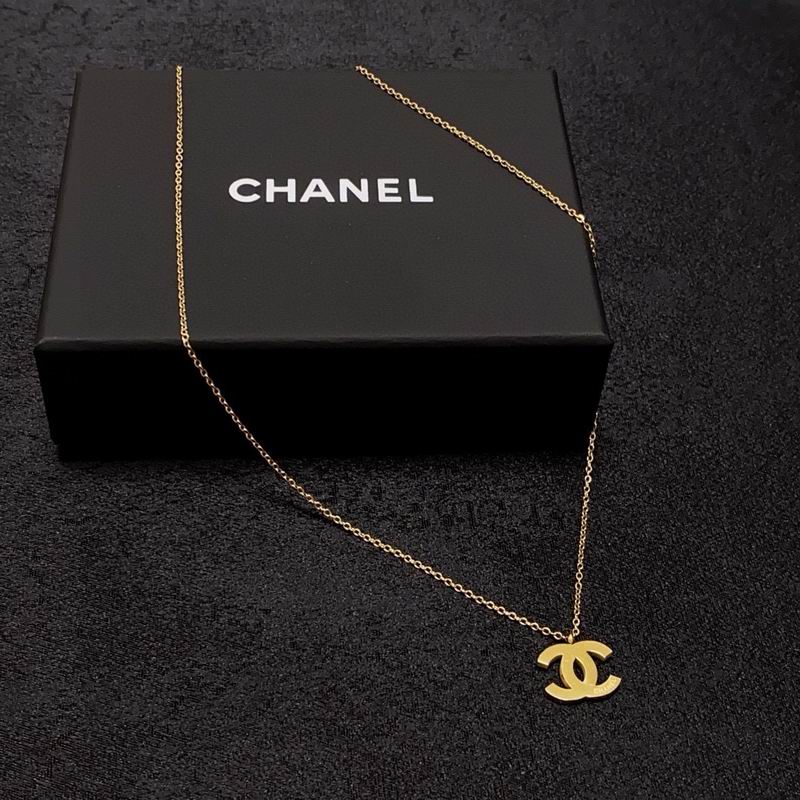 Chanel Necklace 03yxs150