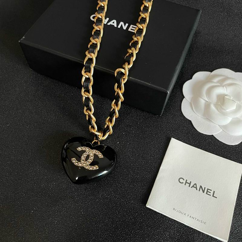 Chanel Necklace 03yxs161