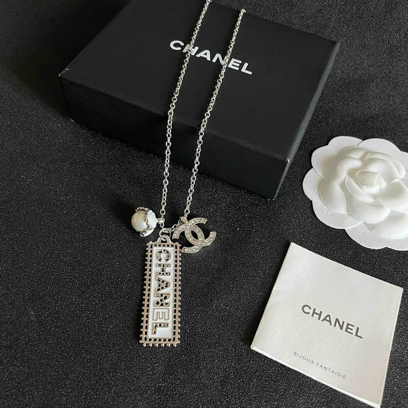 Chanel Necklace 03yxs181