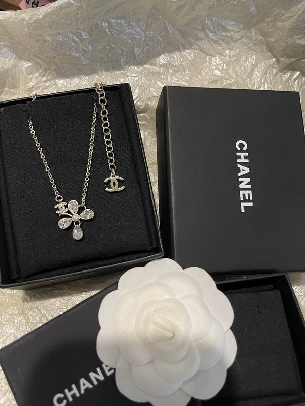 Chanel Necklace 03yxs255