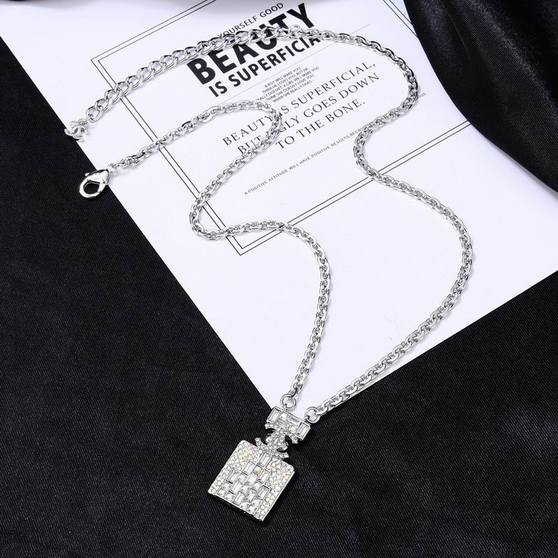 Chanel Necklace 03yxs262