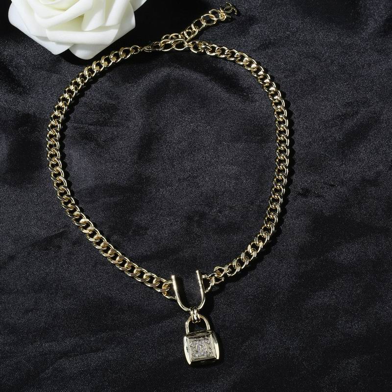 Chanel Necklace 03yxs263