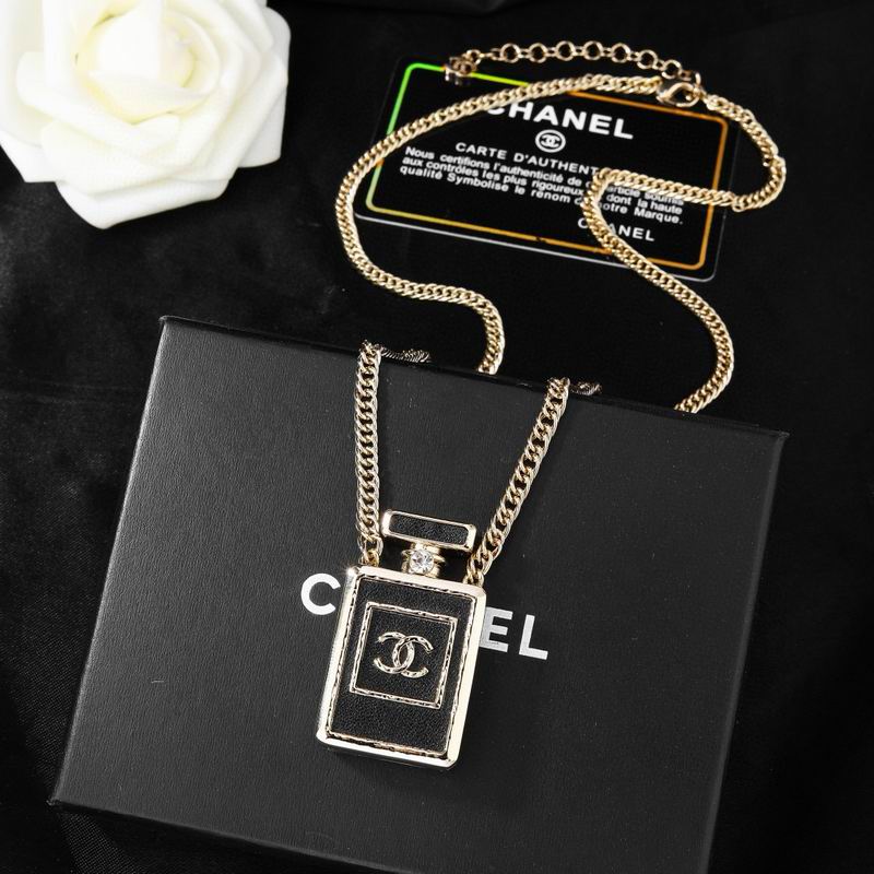 Chanel Necklace 03yxs306