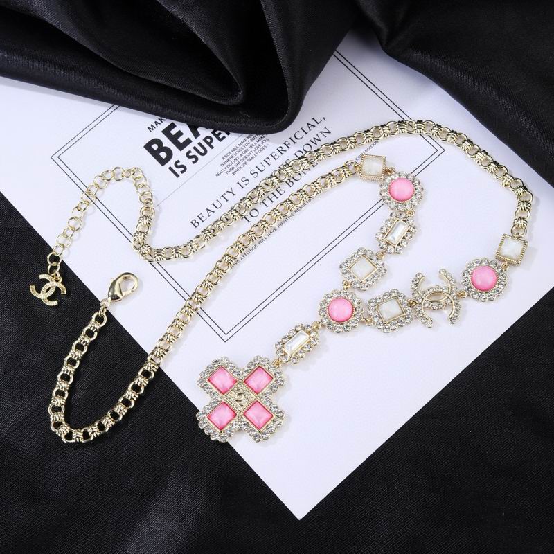 Chanel Necklace 03yxs324