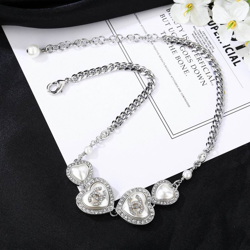 Chanel Necklace 03yxs335