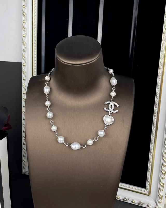 Chanel Necklace 03yxs337
