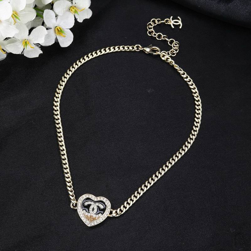 Chanel Necklace 03yxs379