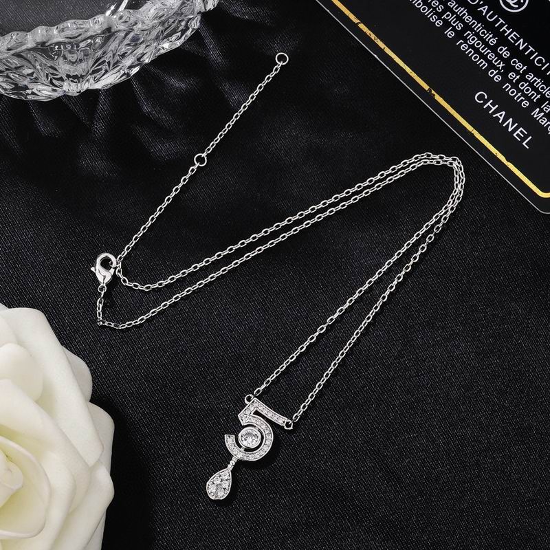Chanel Necklace 04yxs102