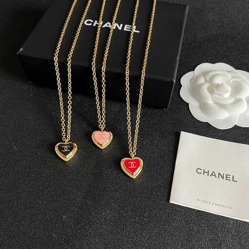 Chanel Necklace 04yxs204