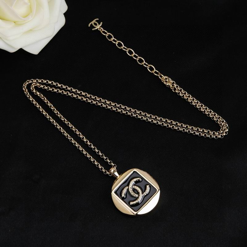 Chanel Necklace 04yxs30