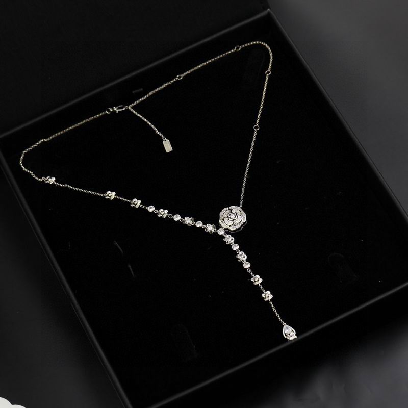 Chanel Necklace 04yxs407