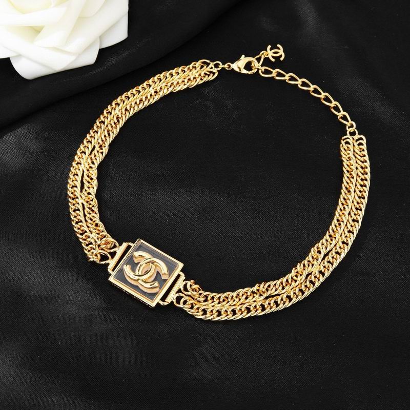 Chanel Necklace 04yxs49