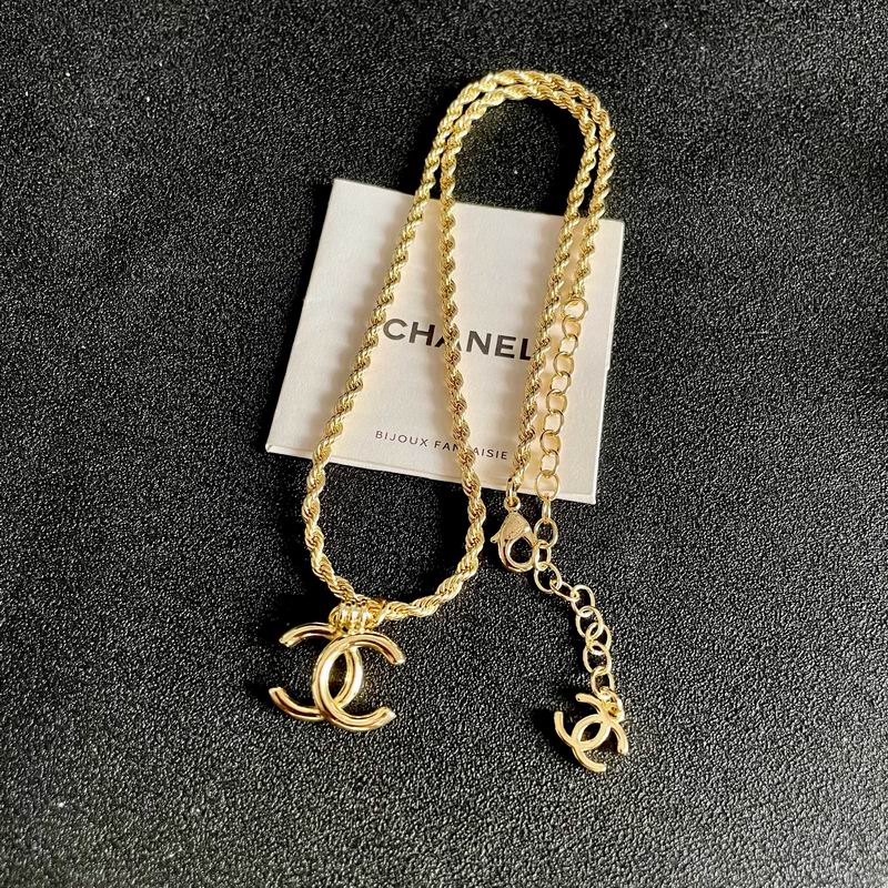 Chanel Necklace 04yxs52