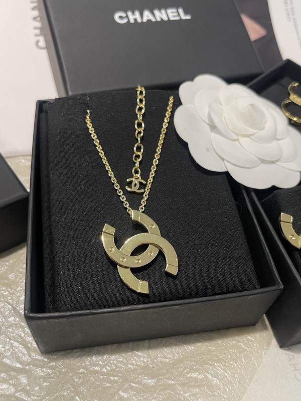 Chanel Necklace 04yxs78