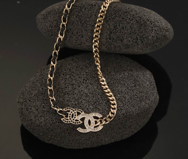 Chanel Necklace 05yxs220