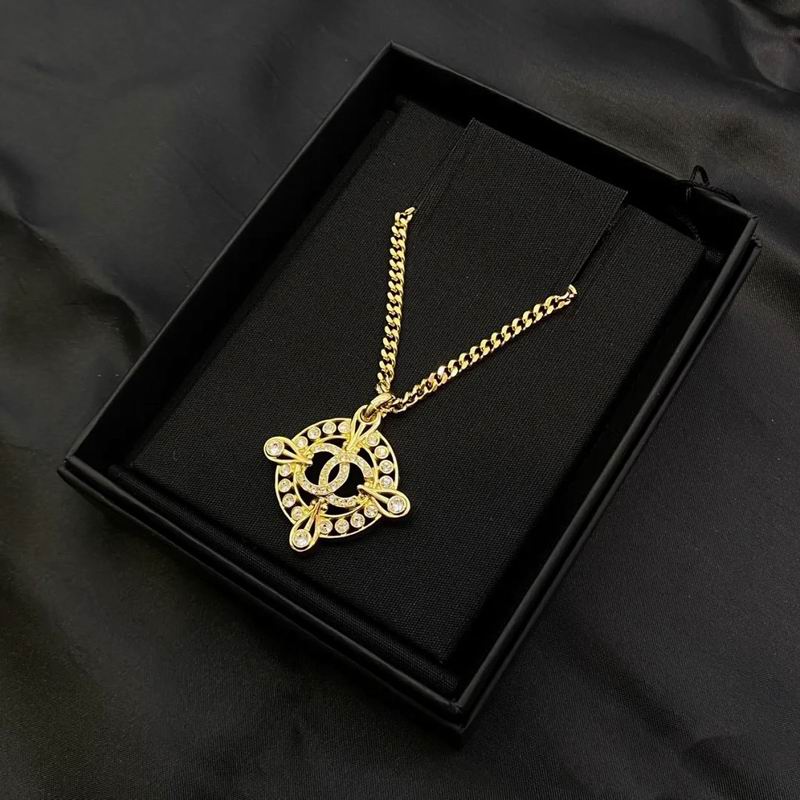Chanel Necklace 08yxq47