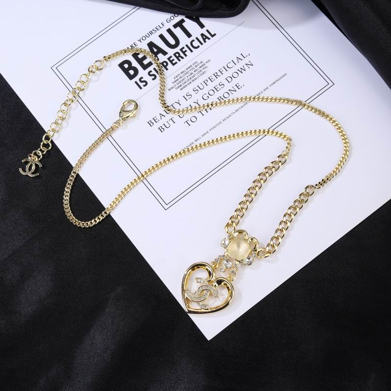 Chanel Necklace 08yxq66