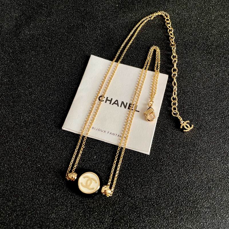 Chanel Necklace 10yxx113