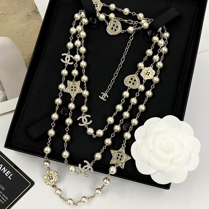 Chanel Necklace 10yxx124