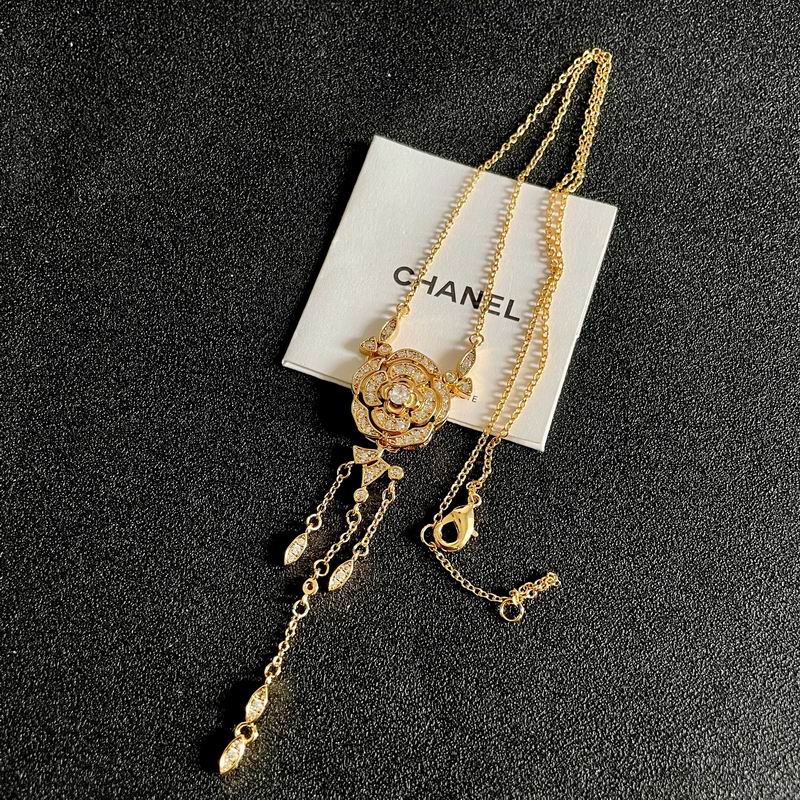 Chanel Necklace 10yxx133