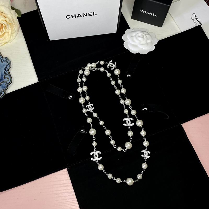 Chanel Necklace 10yxx136