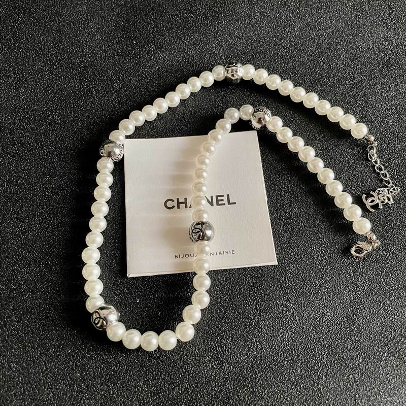 Chanel Necklace 10yxx153