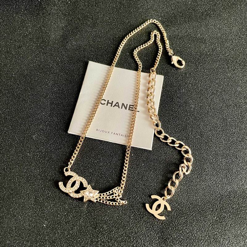 Chanel Necklace 10yxx97