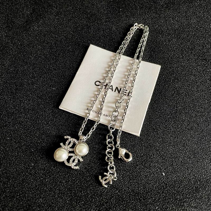 Chanel Necklace 12yxx313