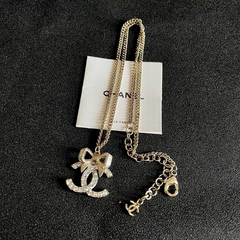 Chanel Necklace 12yxx318