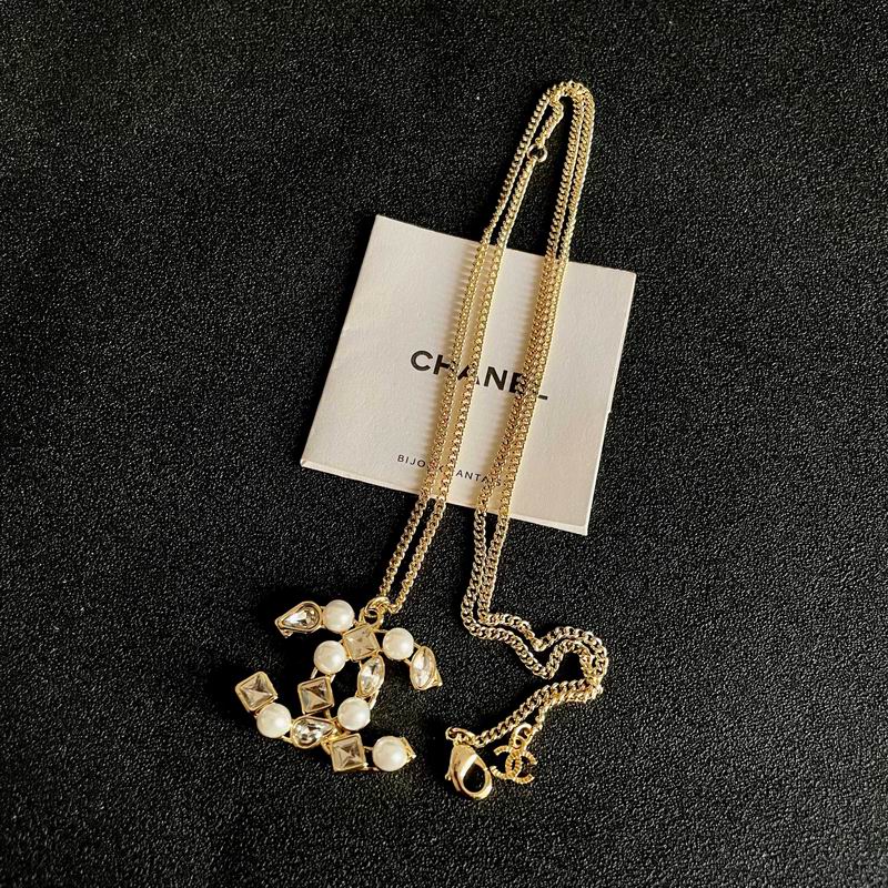 Chanel Necklace 12yxx342