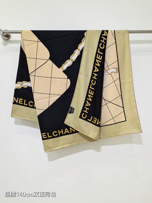 Chanel Scarf 140X140cm 70%羊绒30%真丝 E100802