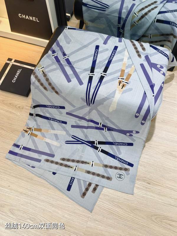 Chanel Scarf 140X140cm 70%羊绒30%真丝 E102205