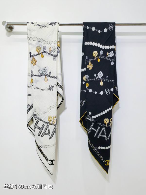 Chanel Scarf 140X140cm 70%羊绒30%真丝 E110125