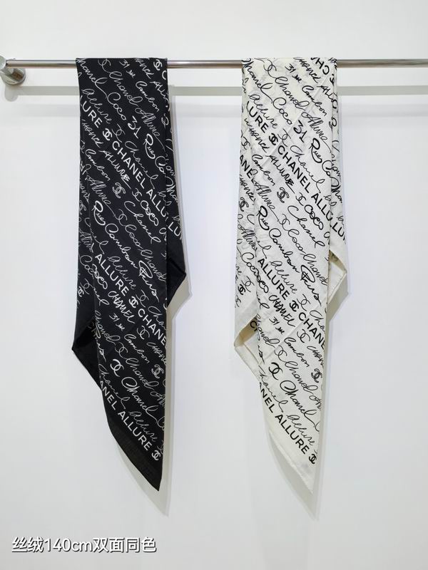 Chanel Scarf 140X140cm 70%羊绒30%真丝 E090141