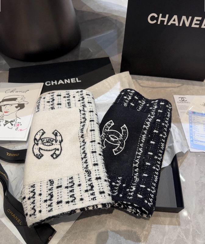 Chanel Scarf 30X180cm 100%羊绒 E090113