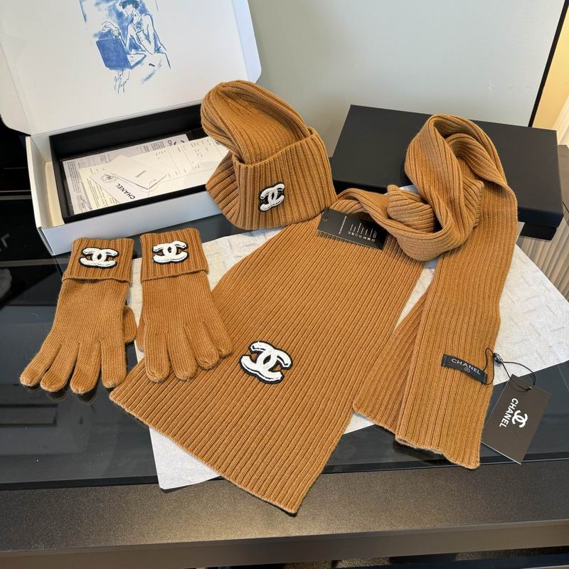 Chanel scarf hat gloves 112506