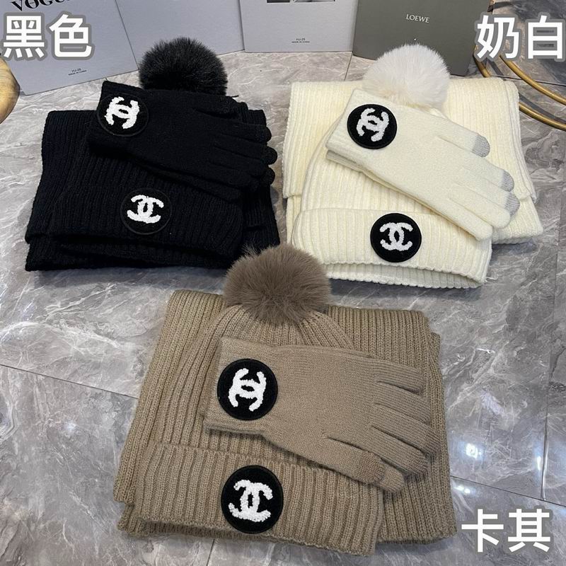 Chanel Scarf Hat Gloves hm32