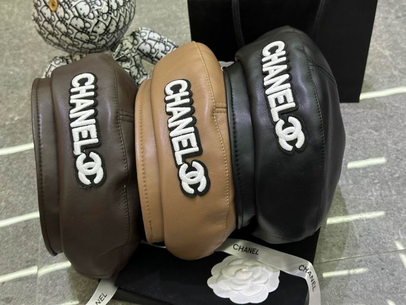 Chanel beret dx24