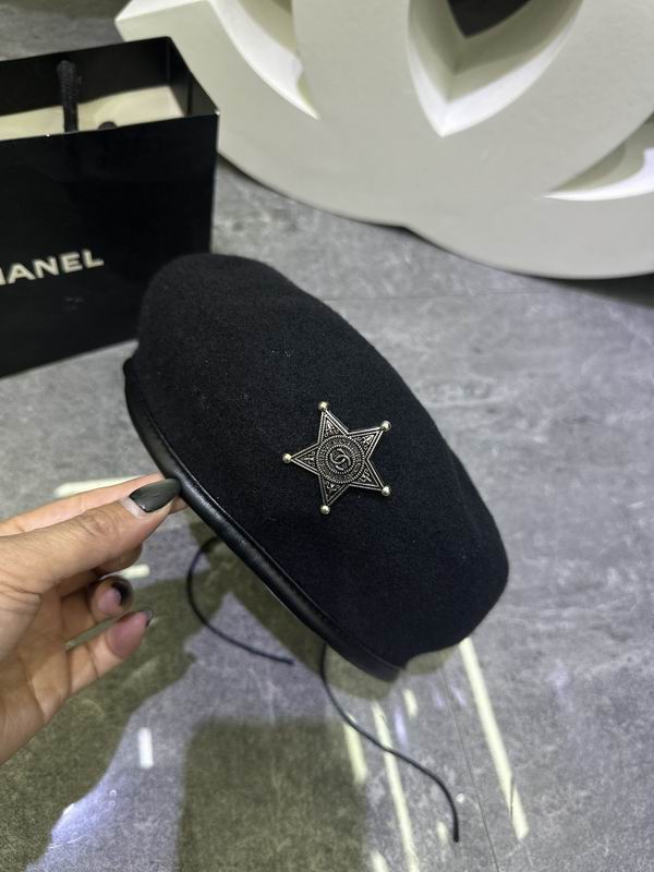 Chanel beret dx41