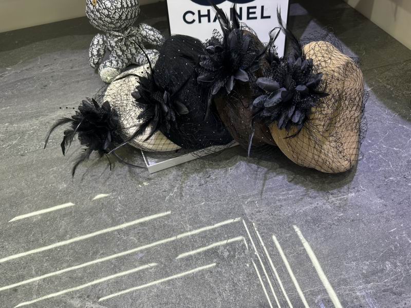 Chanel beret dx60
