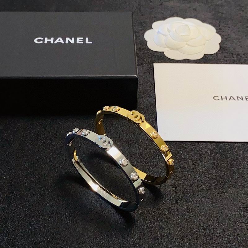 Chanel bracelet 05yxh13