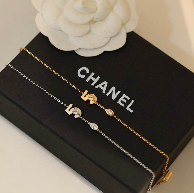 Chanel bracelet 05yxh23