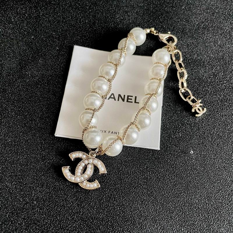 Chanel bracelet 05yxh27