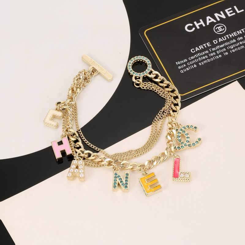 Chanel bracelet 06yxh01