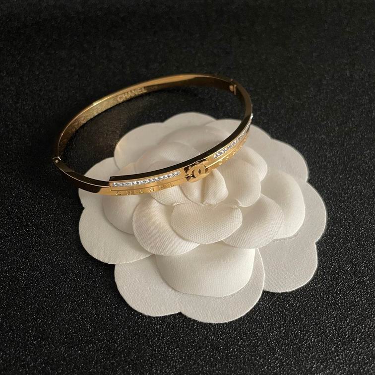 Chanel bracelet 11lyh96