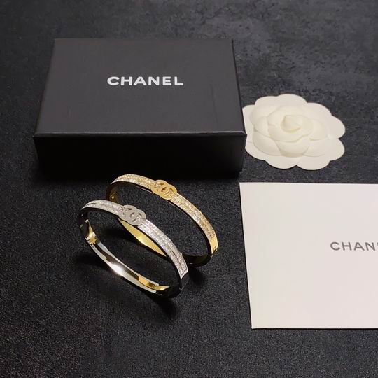 Chanel bracelet 12lyh30