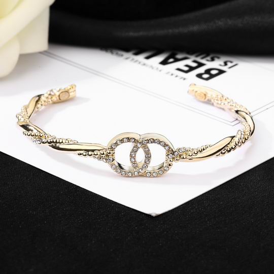 Chanel bracelet 12lyh64